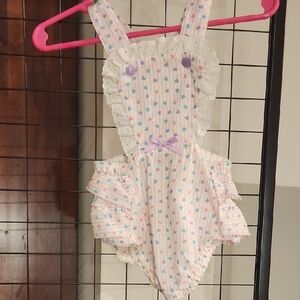 STONE APPAREL Vintage Cute Ruffled Baby Romper with Heart Pattern